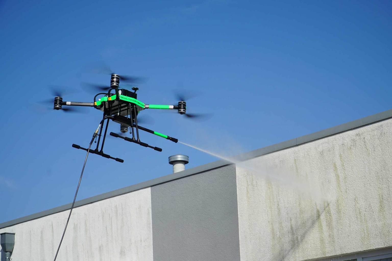 Nettoyage bardage drone