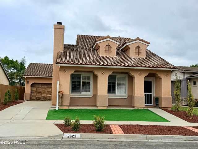 Single-family home exterior in Santa Maria, California