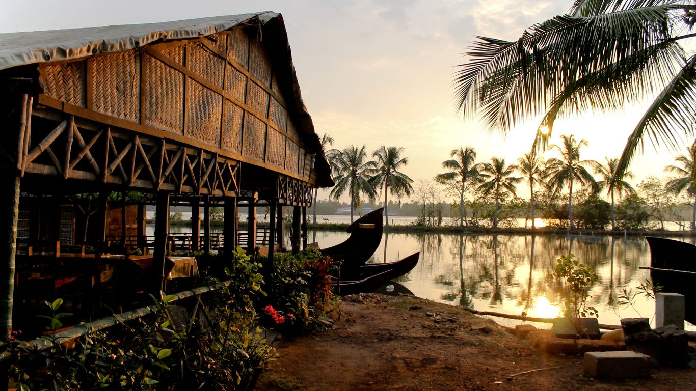Kerala backwaters — Doha to Kochi flights