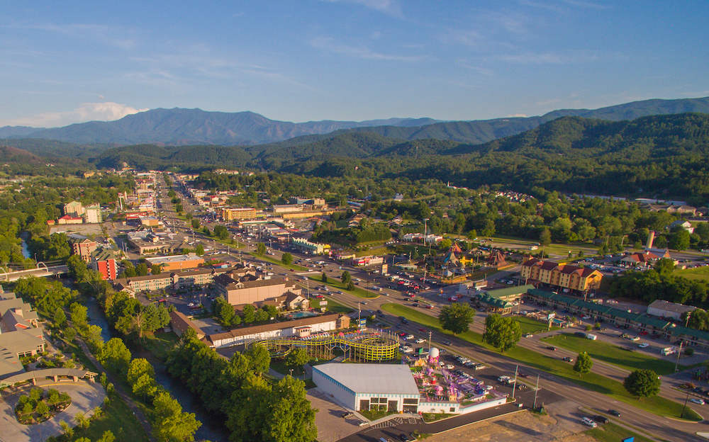Pigeon Forge, Tennessee town with Smoky Mountains backdrop