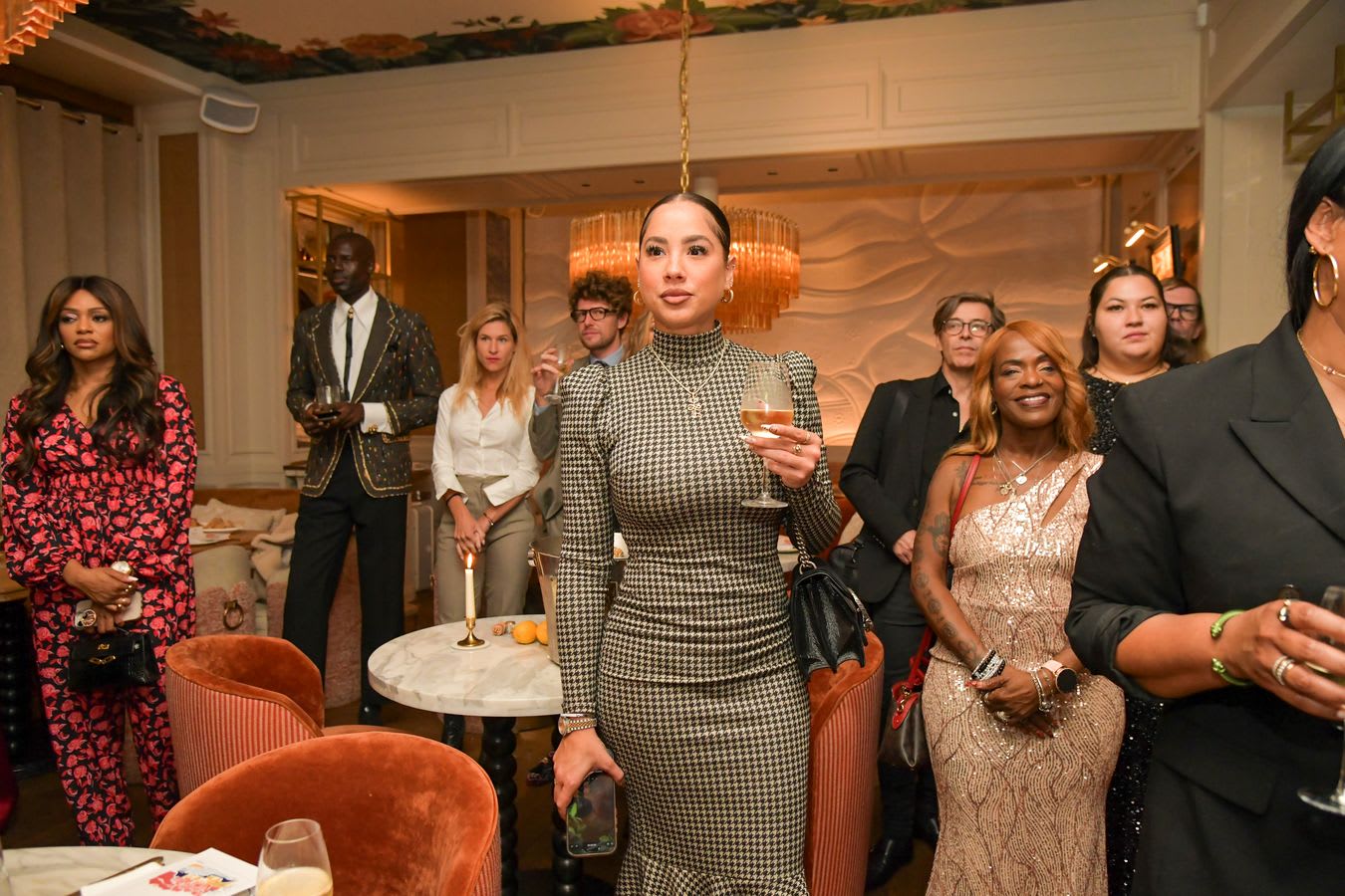 Paris Fashion Week kick-off vibe