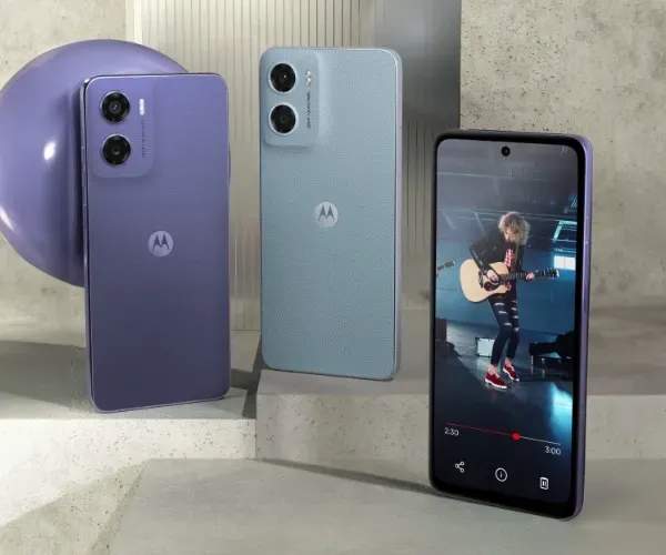Motorola moto e15 продуктова снимка