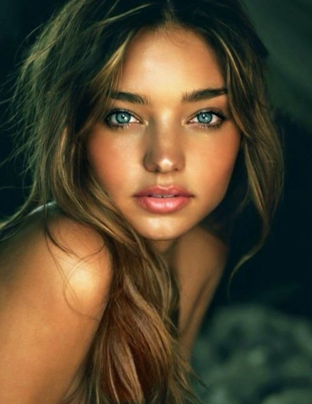 Spray tan before and after results at Victoria Beauty Salon, Victoria London