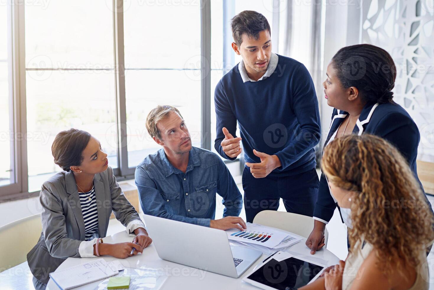 Tandotts global team collaborating