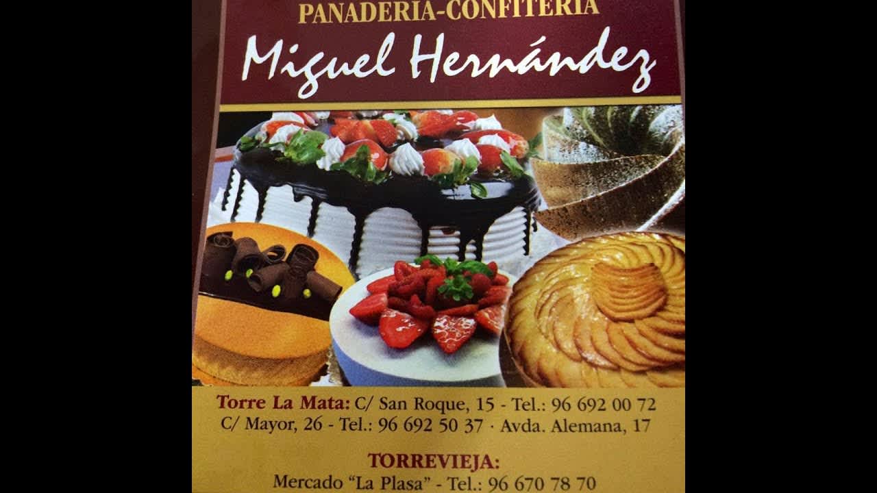 Escaparate de la Confitería Miguel Hernández con productos artesanales