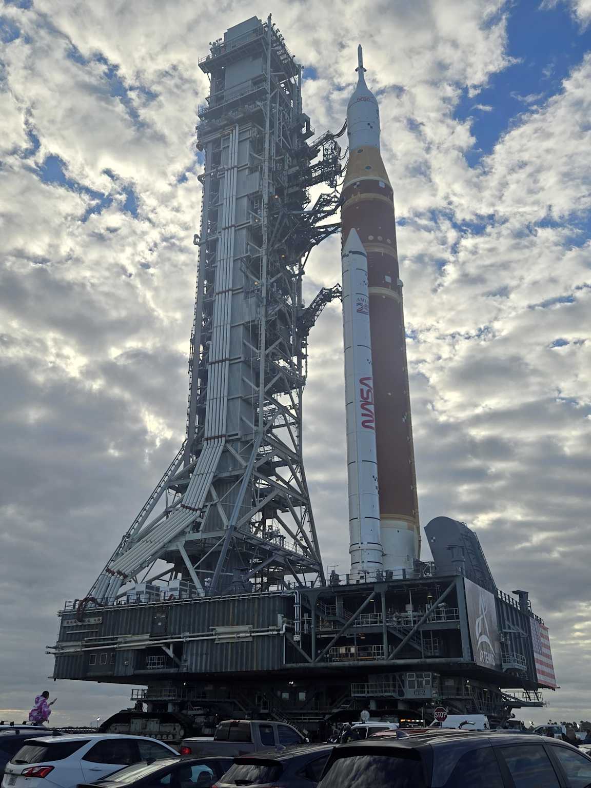 Cohete SLS en la plataforma de lanzamiento 39B del Kennedy Space Center