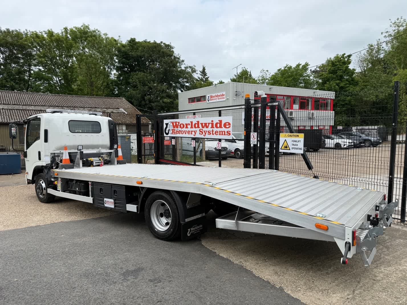 Isuzu N75.150 Recovery Truck
