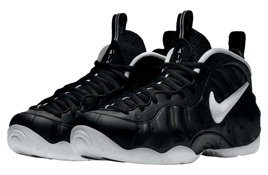 Nike Air Foamposite Pro Dr. Doom 2026 สีดำขาว พร้อมดีไซน์คลาสสิกเหมือนต้นฉบับ