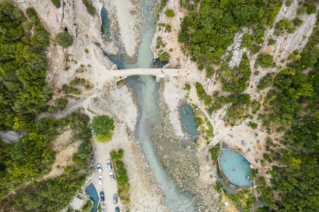 Verão vs. Inverno nas Termas de Benja: Qual é Mesmo a Melhor Época para Ir?