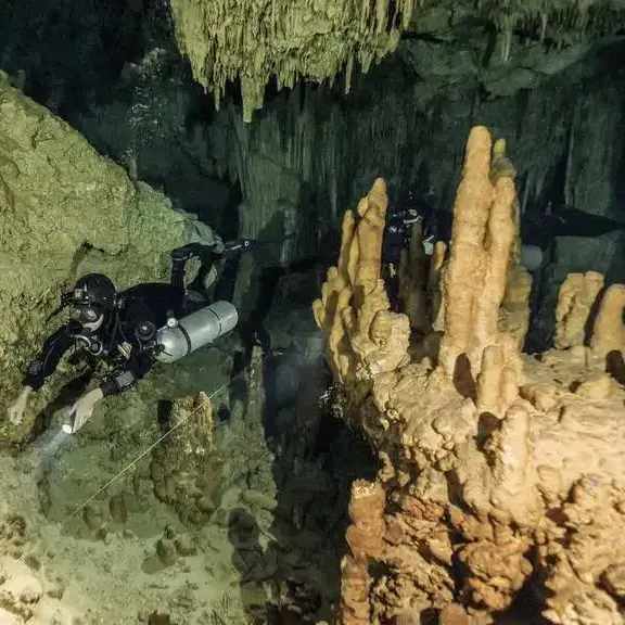 Espeleobuceo Técnico: La Cueva del Agua