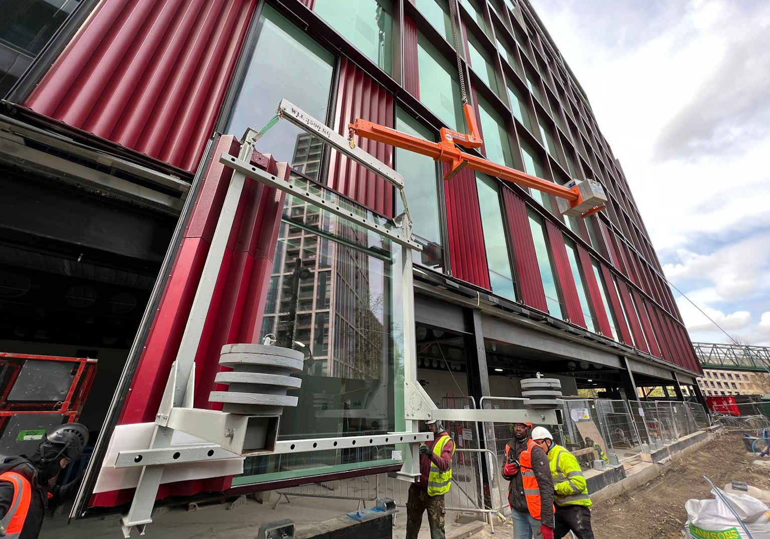 Safety systems and edge protection installation on a construction site