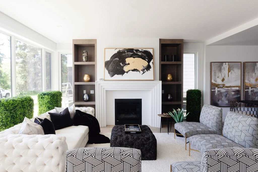 Staged living room designed to appeal to home buyers
