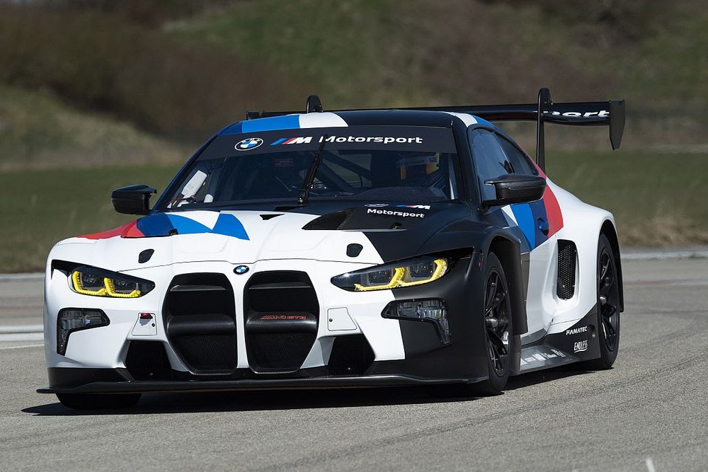 BMW M4 GT3 EVO on track — strong choice for mixed-experience endurance teams in iRacing 2026