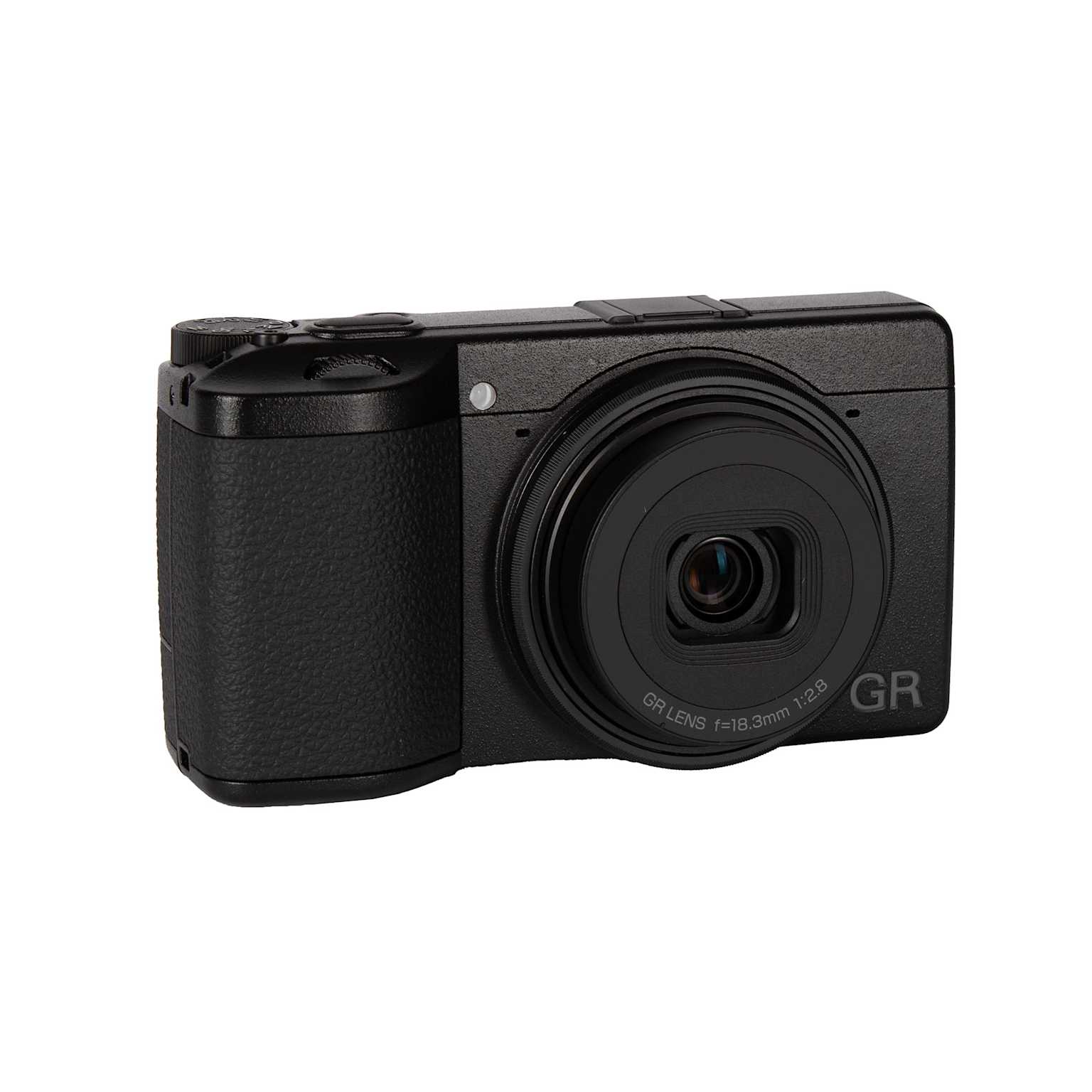 Ricoh GR IV en vista frontal sobre fondo claro
