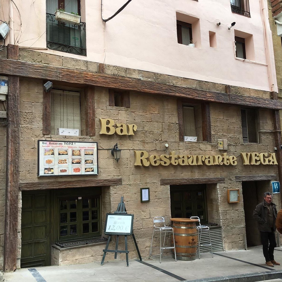 Fachada de Restaurante Vega en Haro