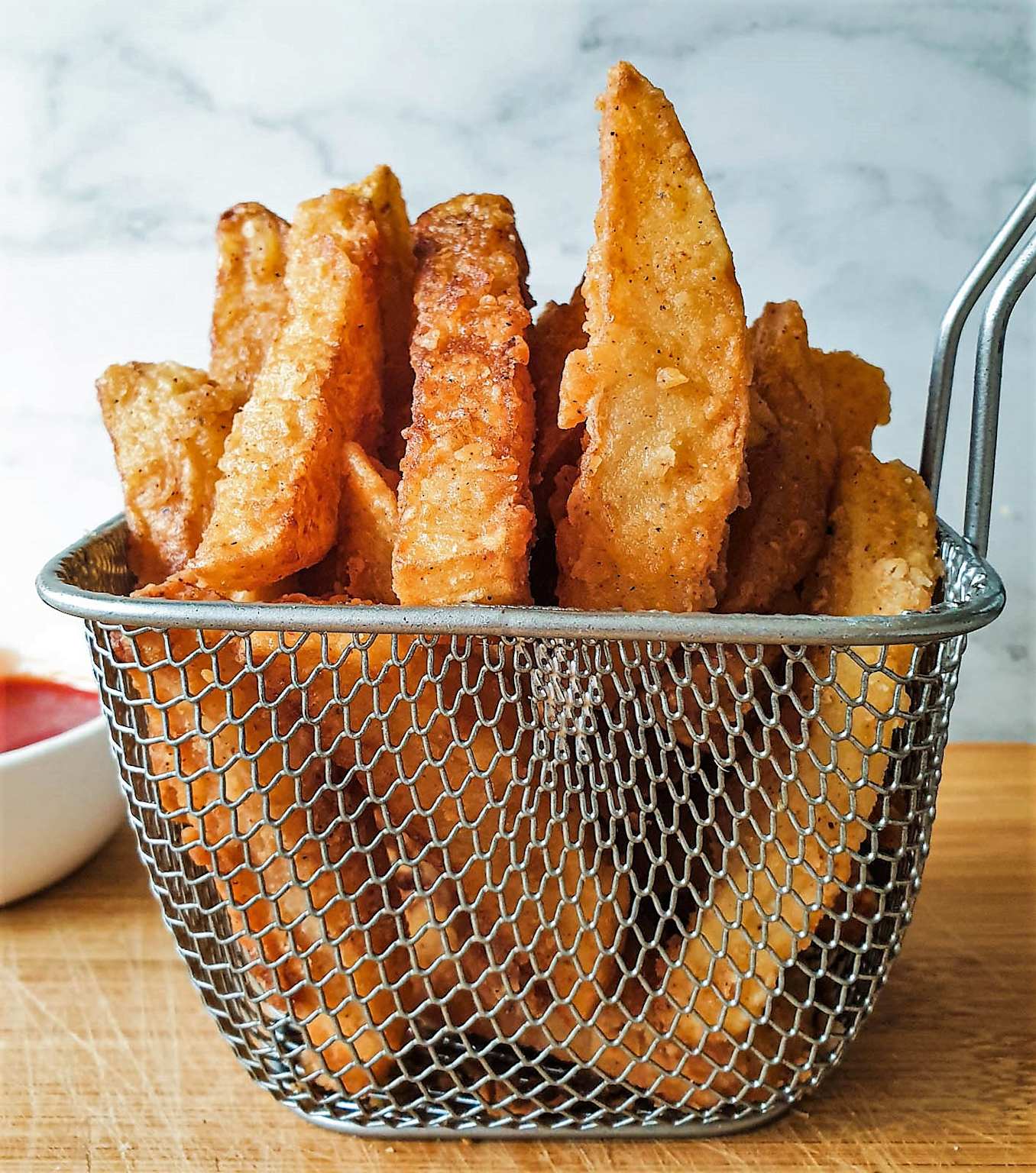 Frites maison dorées croustillantes