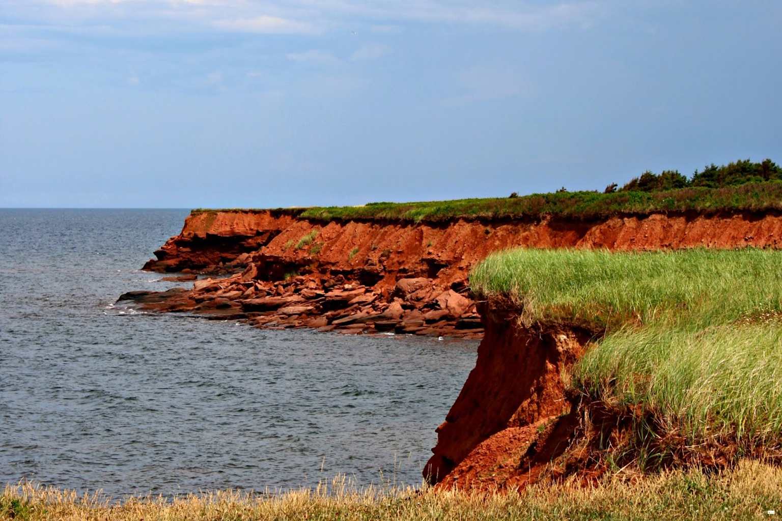 Cavendish Beach red sandstone cliffs, Prince Edward Island National Park