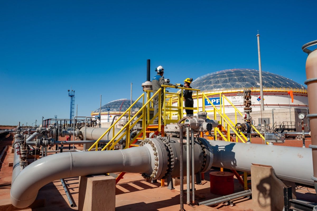 Instalaciones de YPF en Vaca Muerta