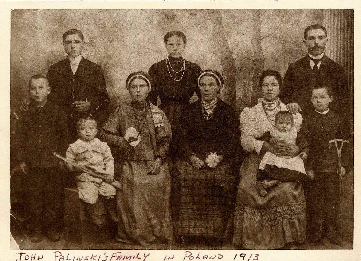 Польське родинне походження — історичне фото з Польщі 1913 року