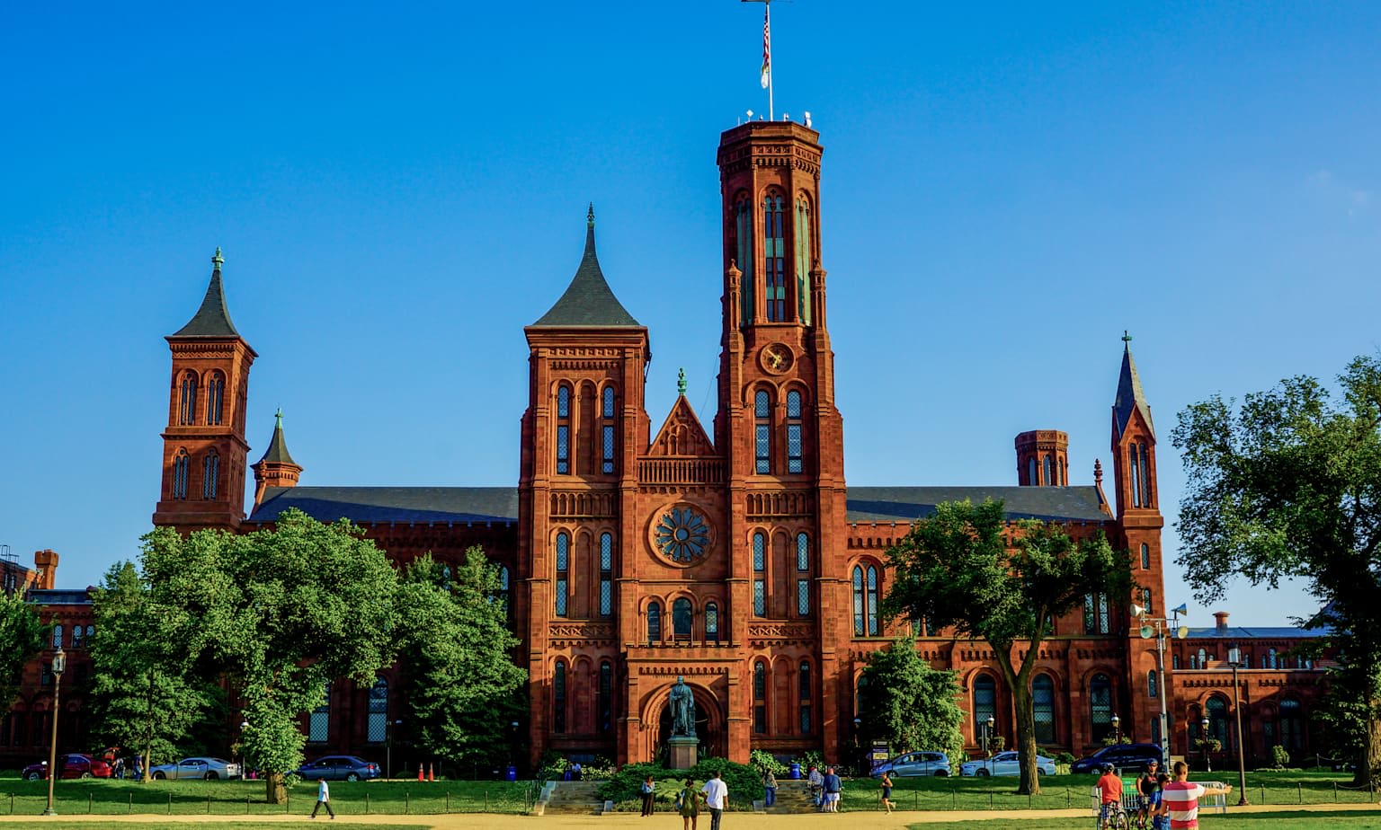 Smithsonian Institution - Wikipedia