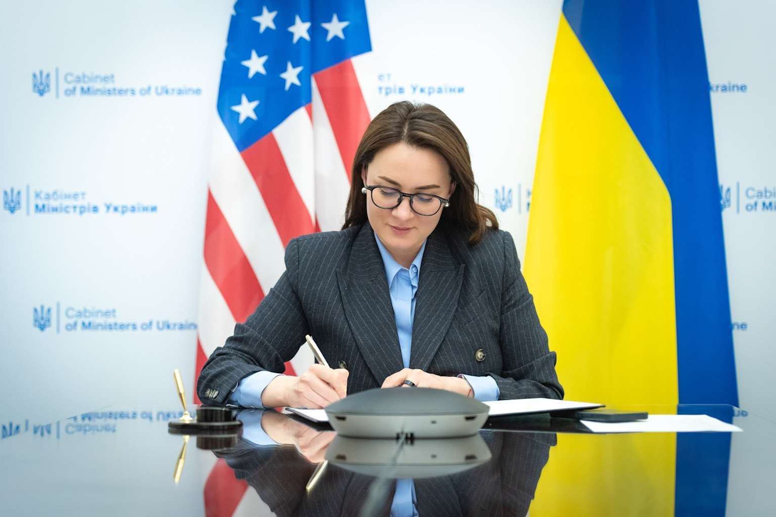Ukraine and the US sign memorandum of understanding on rare earth minerals