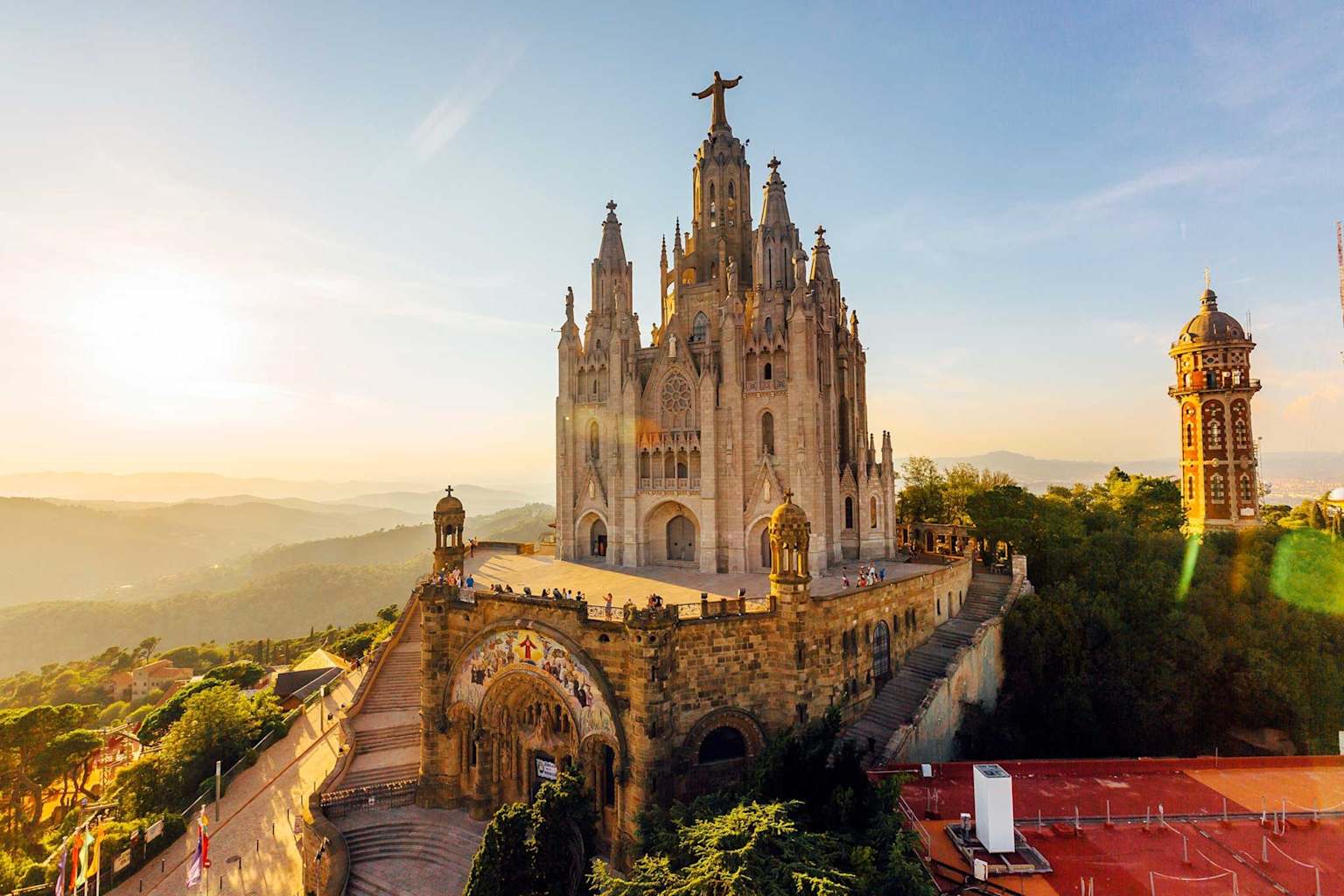 When to Go and Other Fast Facts for Barcelona