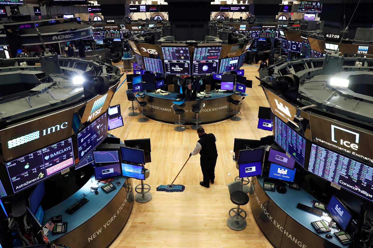 Wall Street traders adapt to working from home as business booms