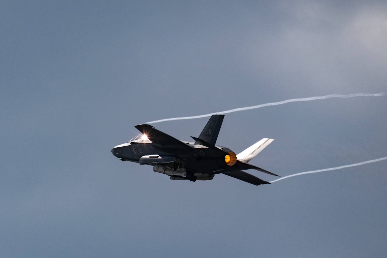 FRANCE-DEFENCE-TRANSPORT-AVIATION-AIRSHOW