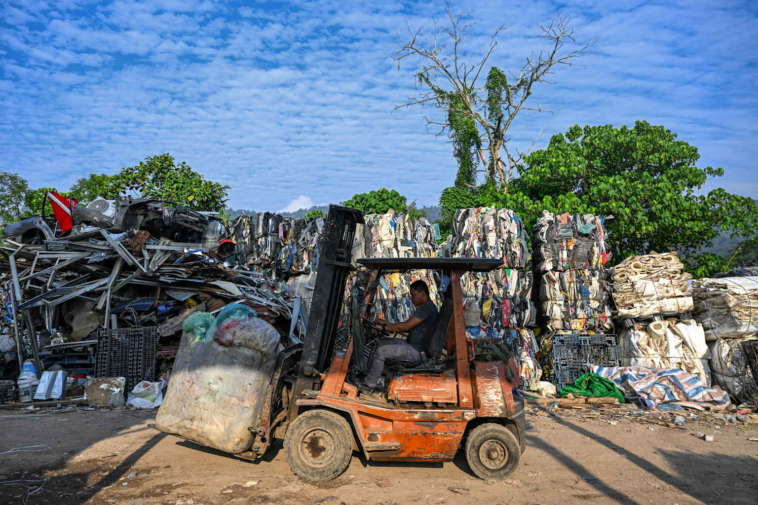 MALAYSIA-ECONOMY-RECYCLE