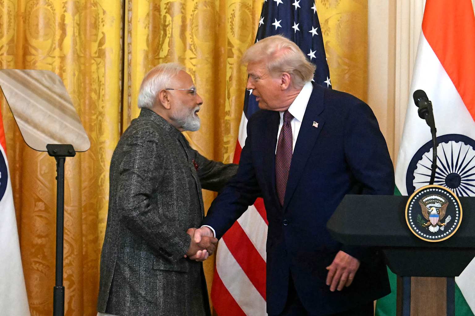 TOPSHOT-US-INDIA-POLITICS-DIPLOMACY-TRUMP-MODI