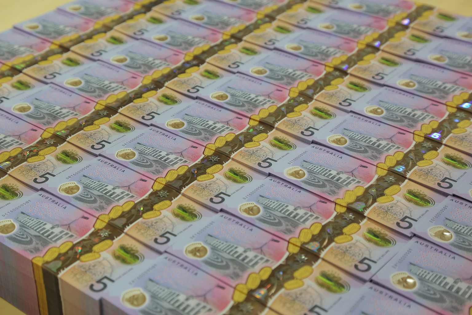 Reserve Bank of Australia Reveal New $5 Banknote