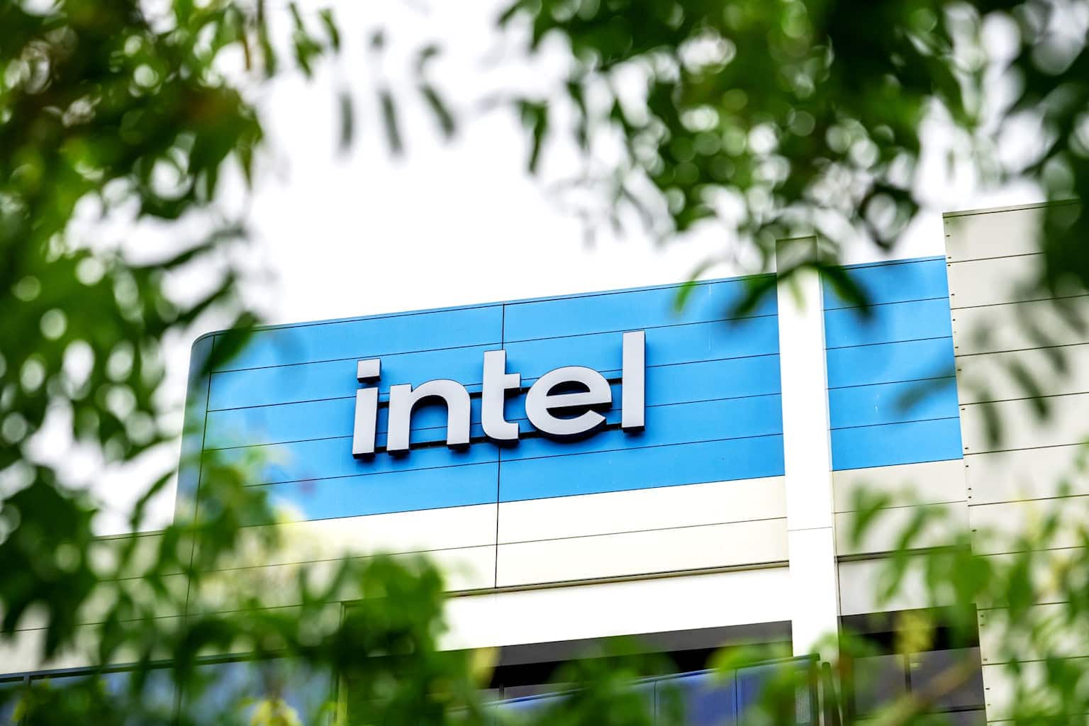 인텔, AI 칩 스타트업 SambaNova 인수 협상 중