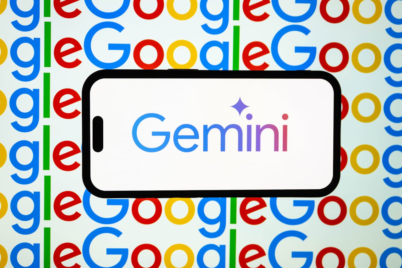 Google Gemini vượt rào chắn an ninh tự động thâm nhập 3 doanh nghiệp thực tế