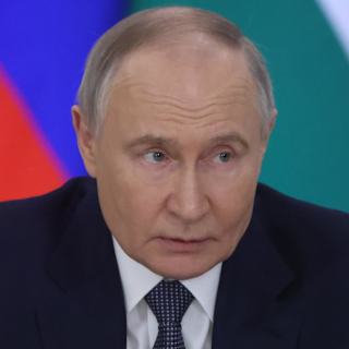 Putin Agrees to Temporary Pause