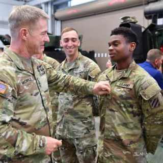 Army hits 2025 recruiting goal 4 months early with AI help