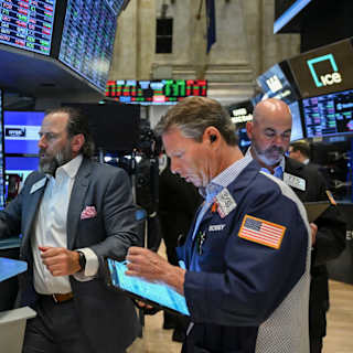 S&P 500 and Nasdaq rise as U.S.-China trade talks continue