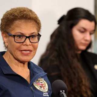 Mayor imposes curfew for downtown LA as protests continue