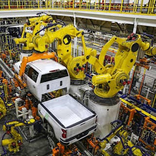 GM to invest $4B shifting SUV production from Mexico to U.S. plants