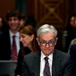 Dollar hits lowest level since 2022 amid Fed cut bets
