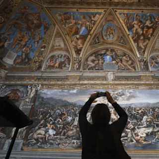 Vatican unveils restored Raphael room after decade long project