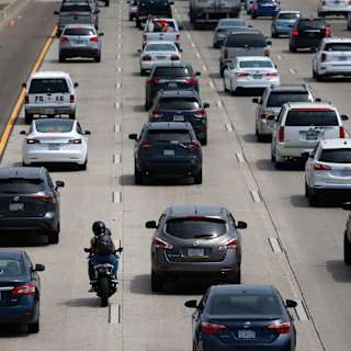 Minnesota legalizes motorcycle lane splitting