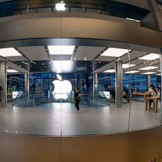 Apple iPhone sales jump 8% in China after price cuts