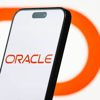 Oracle shares climb as Piper Sandler upgrades to $270 target