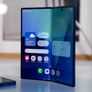 Samsung unveils thinnest foldables yet to challenge Apple