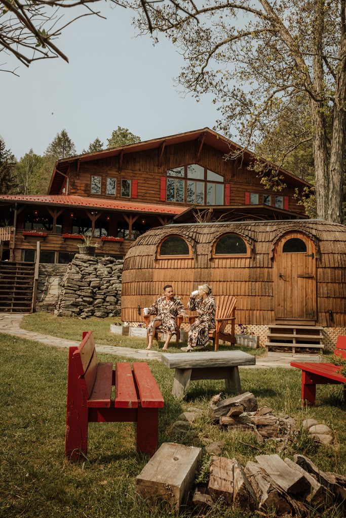 Western-Style Adventure Elopement at the Urban Cowboy Lodge ...
