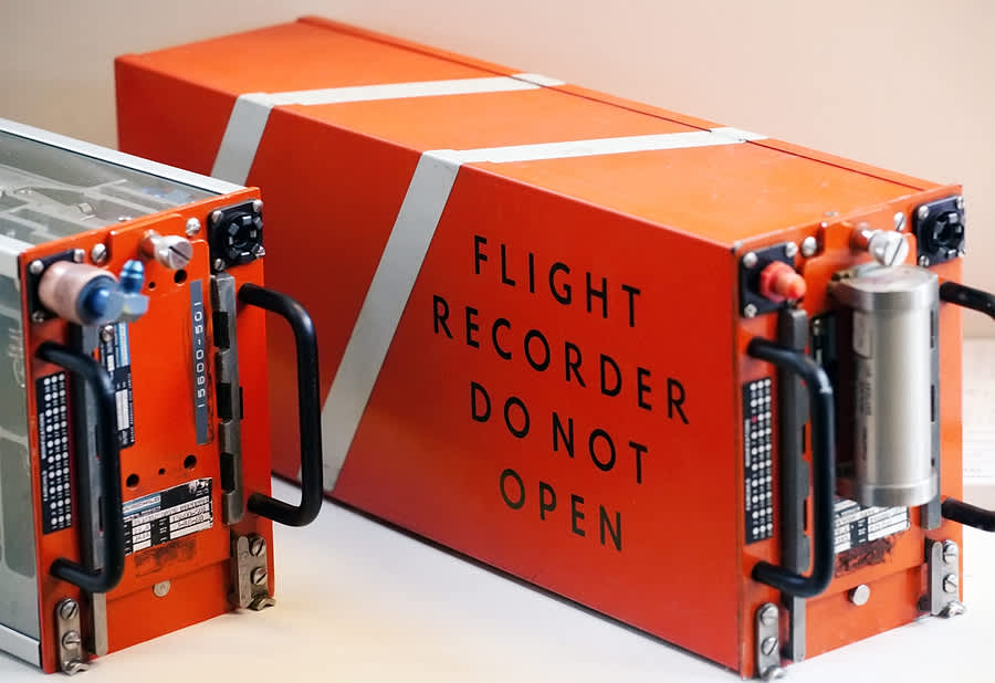 Aircraft flight recorders, commonly known as black boxes, are essential for investigating the causes of aviation accidents.