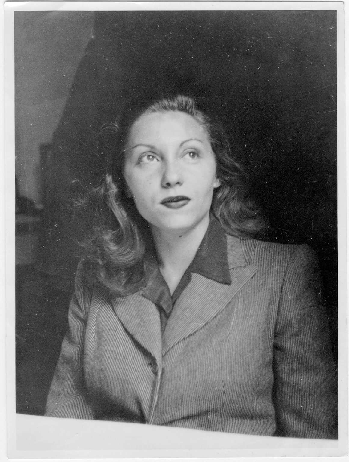 Portrait of young Clarice Lispector during the early years of her literary career.
