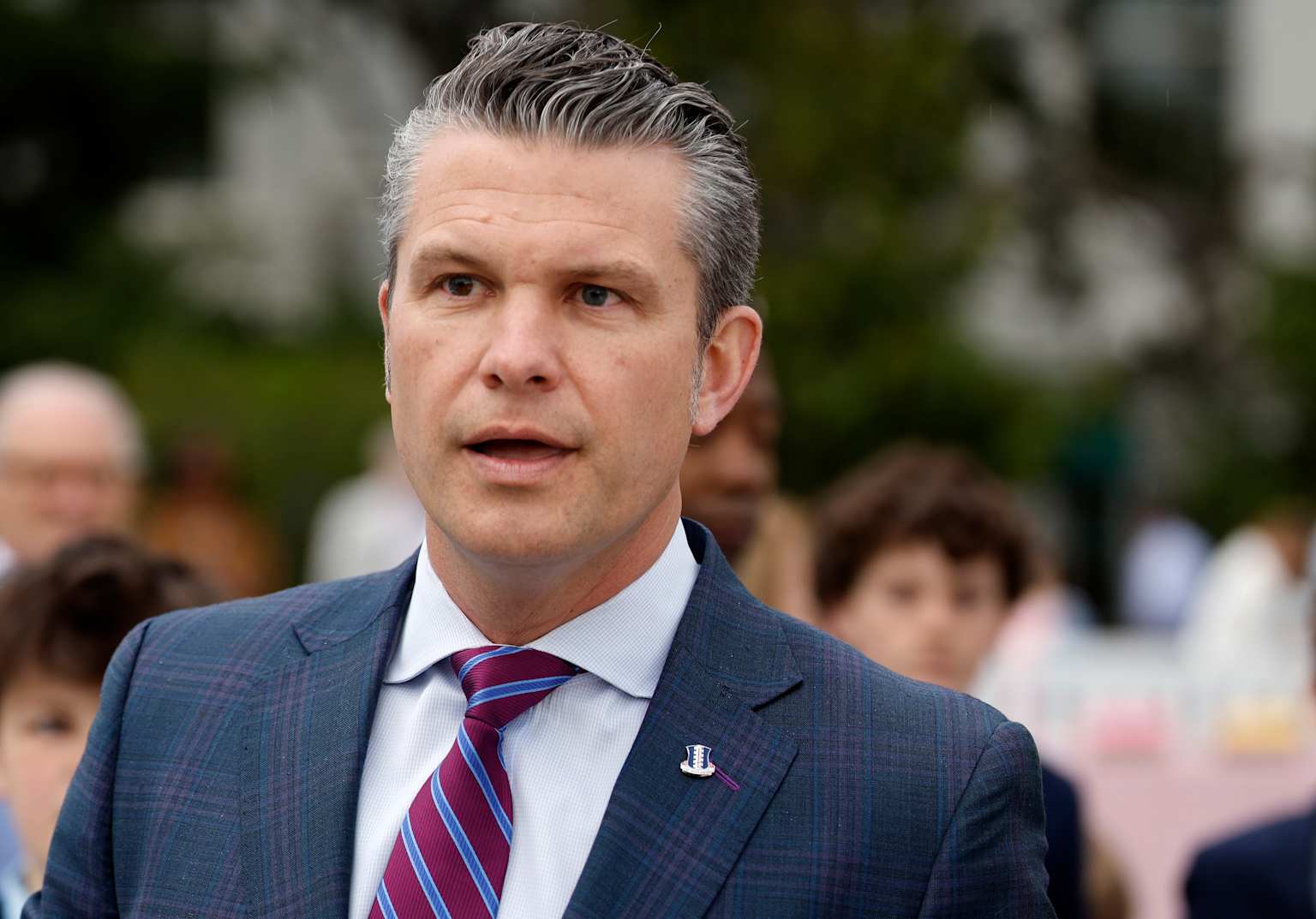 White House looking to replace Pete Hegseth as defense ...