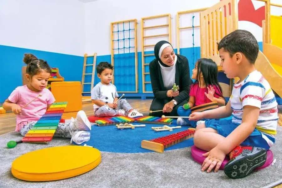 Children with musical instruments