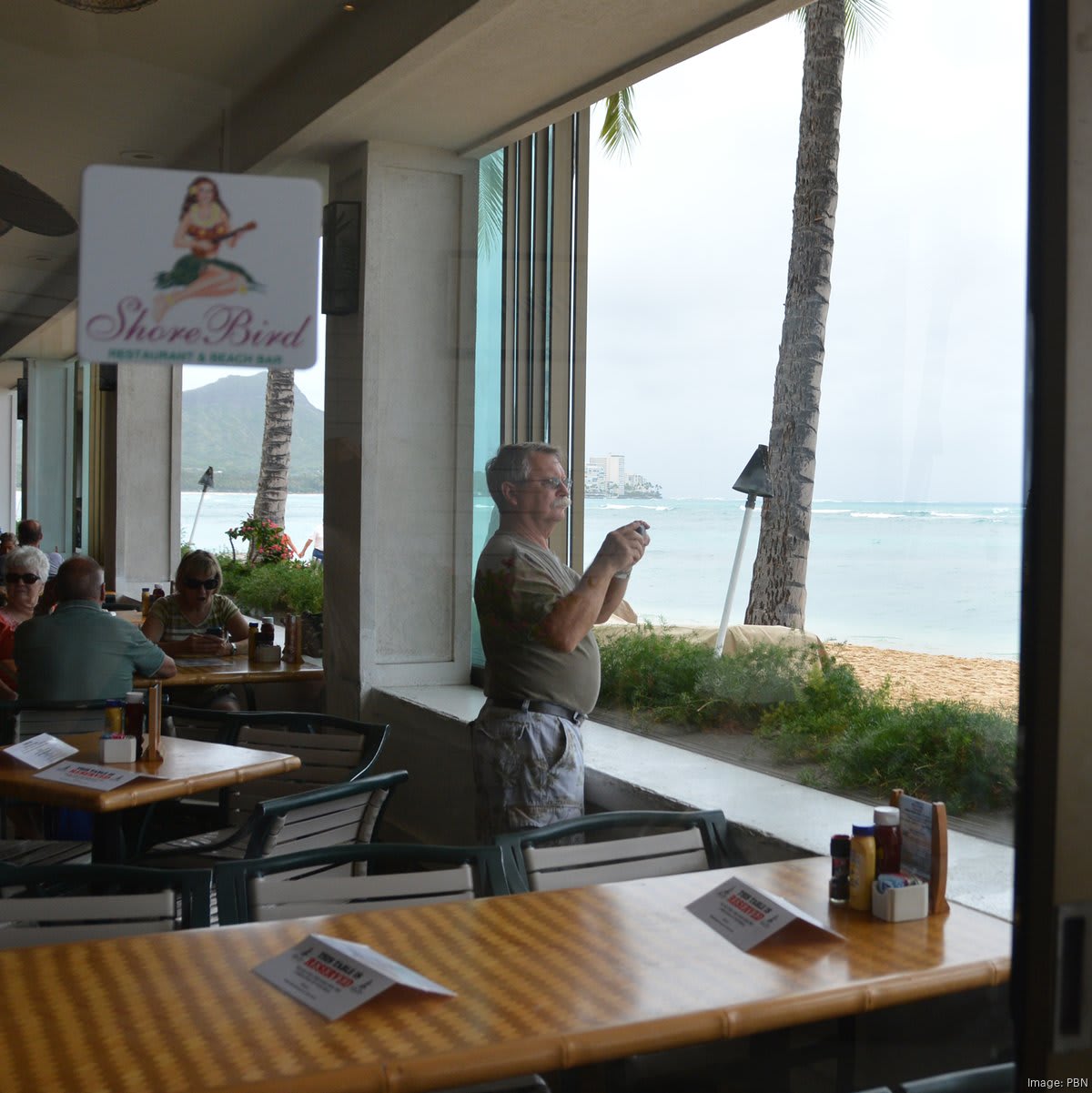 Shore Bird Restaurant offered scenic ocean views and casual beachside dining in Waikiki before closing